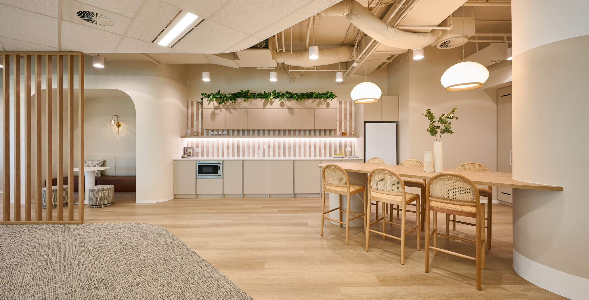 Invesco | L12, 300 Elizabeth Street