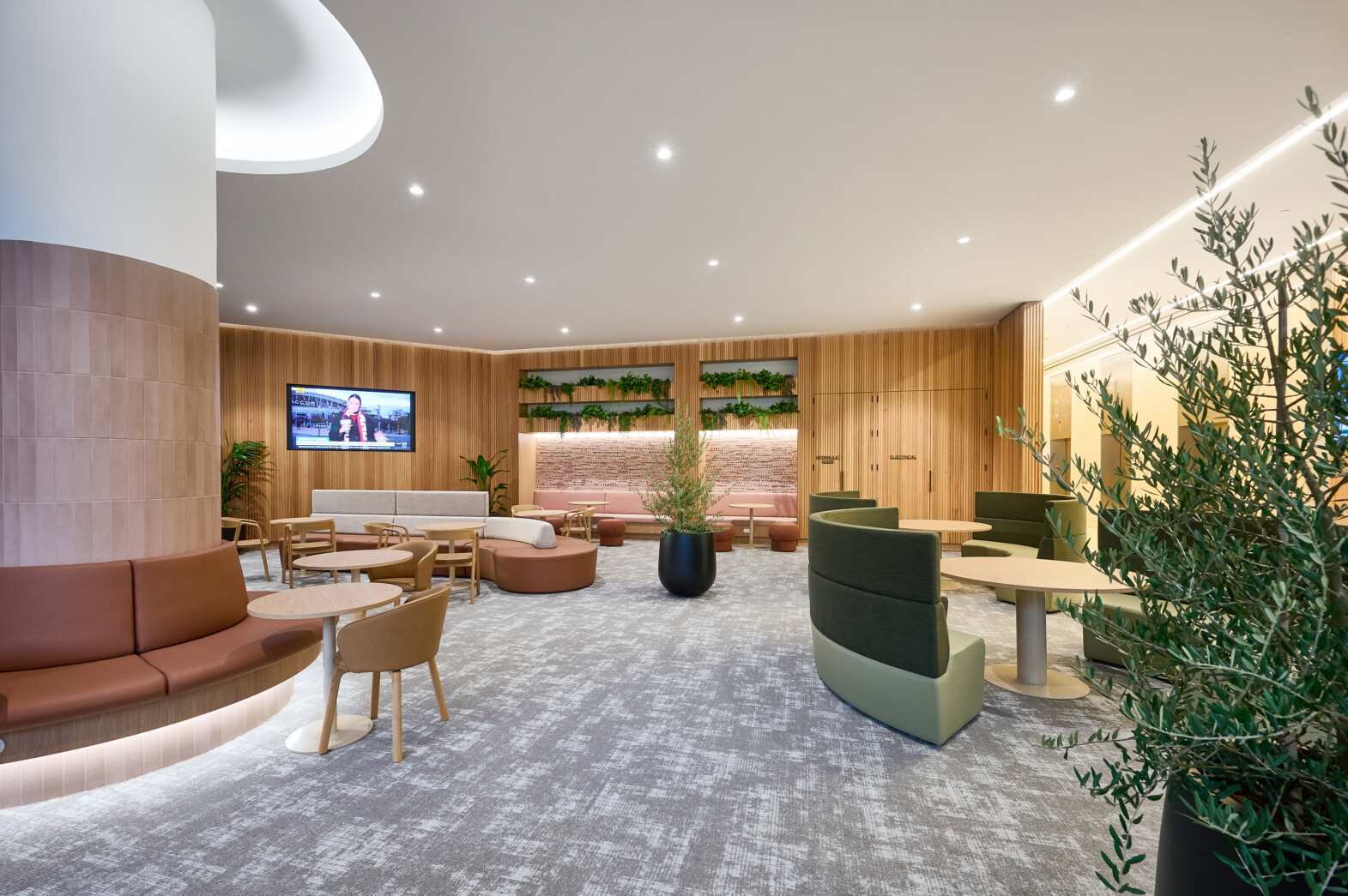 Invesco | 300 Elizabeth Street gallery image 9